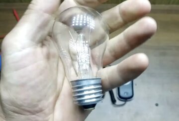 Графік відключення світла у Житомирській області на 20 грудня