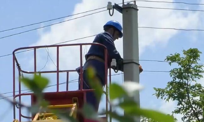 Графіки відключення світла у Полтавській області на 18 червня