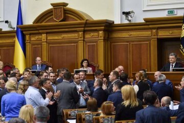 Віктор Таран про російську зацікавленість у блокаді та витрати українських партій (відео)