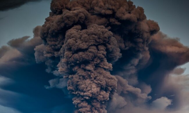 катастрофа, конец света, дым