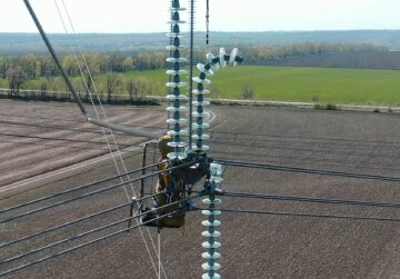 Графики отключения света в Ровенской области на 31 марта