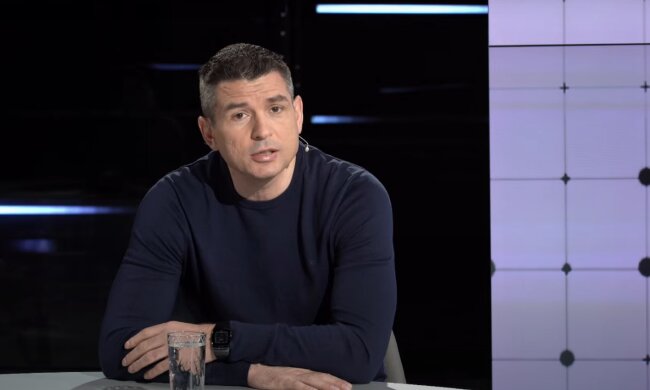 Если олигархи думают, что страна упадет, а они останутся, то они глубоко ошибаются, - Валентин Гладких