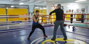 Украинский боксер показал космическую скорость рук на тренировке, видео: уничтожит любого