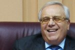 Соратник Януковича, який образив бійців АТО, отримав нагороду від Міноборони: «Путіну ще можна дати»
