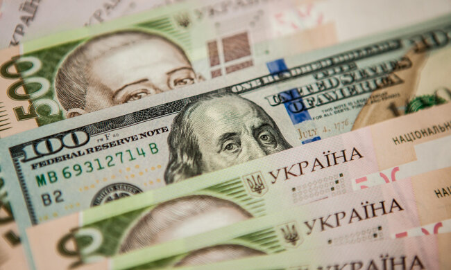 доллары, гривны, деньги