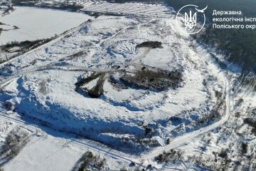 Мільйони за мертву рибу: як житомирське сміттєзвалище "отруїло" річку Крошенка