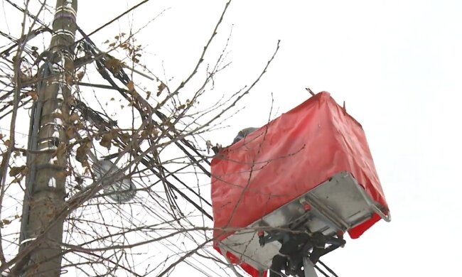 Графіки відключення світла у Сумах на 18 березня