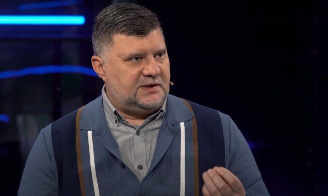 Действует психологическая составляющая, - публицист Александр Новохатский объяснил, для кого создаются ИПСО