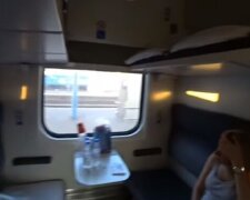 НП в поїзді "Укрзалізниці", очевидці зняли все на відео: "Всю ніч пасажири Київ-Миколаїв..."