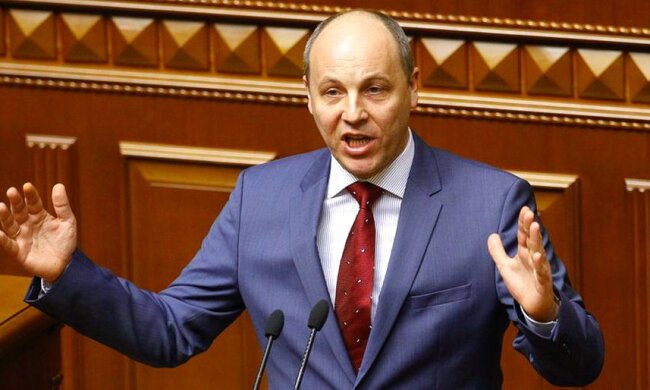Йому можна, у нього довідка є: Парубій не на жарт розлютив українців, іноді краще промовчати
