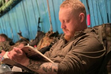 Петр Охотин предложил осовременить украинские награды: "Украина — фронт борьбы двух направлений развития мира"