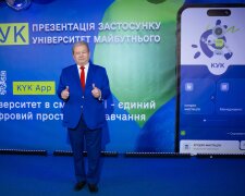 Михайло Поплавський