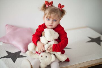 Маленькая жительница Харьковщины с редкой патологией нуждается в помощи: фото и подробности