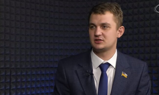 Евгений Брагар, слуга народа