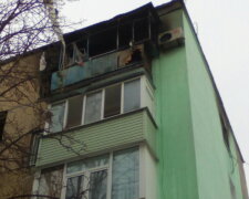 Кадри вибуху на Харківщині: жінку викинуло з 5 поверху (фото)