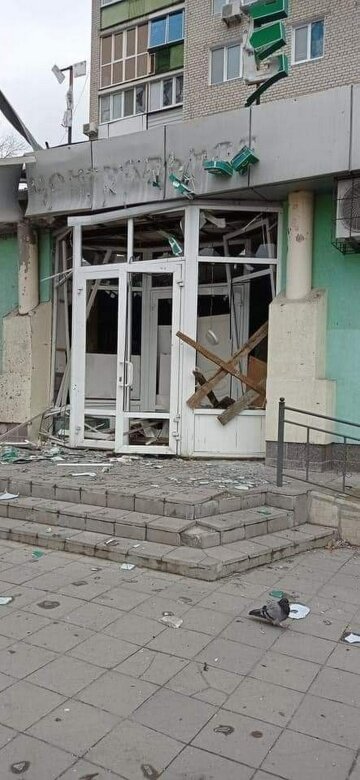 Бомбардування в Луганській області