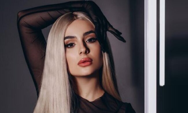 Анна Тринчер