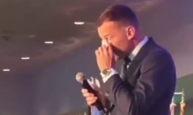 Шевченко выдал проникновенную речь, не сдержав слез: "Украинские дети прямо сейчас лишены детства"