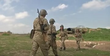 Конфликт Азербайджана и Армении: страны сообщили о потере более 700 военных, видео боев