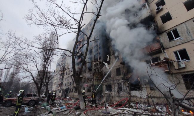 пожежники ДСНС Київ оболонь війна обстріл
