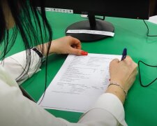 Грошова допомога для пенсіонерів у Дніпрі