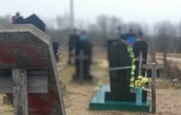 Не хочуть жити на кладовищі: під Одесою збунтувалися місцеві жителі