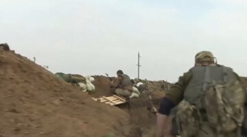 Пропагандисти придумали нові небилиці про звірства ЗСУ на Донбасі: "Ганяють мирних жителів на..."