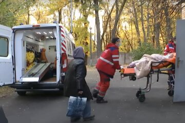 коронавирус, больница, скорая помощь