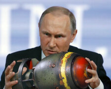 Путин пригрозил миру новыми ракетами: «только дырки заклеить нужно»