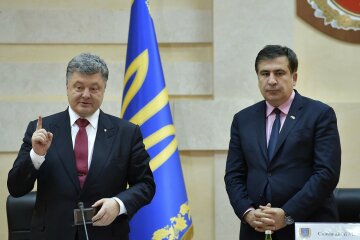 Порошенко лицом к лицу столкнулся с Саакашвили: «Сейчас покусаю…», детали конфуза