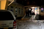 Трагедия разыгралась прямо под окнами украинской больницы, фото и подробности: "Достал оружие и...."