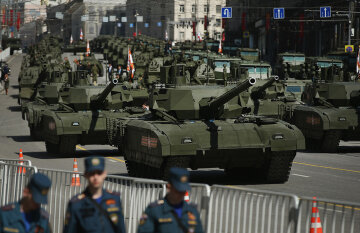 Moscow Celebrates Victory Day 70th Anniversary
