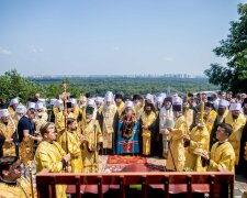 В Хресному ході УПЦ до Дня Хрещення Русі взяли участь понад 350 тисяч українців