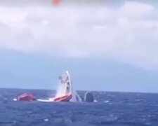 Яхта російського олігарха вирушила на дно: з'явилося відео затоплення