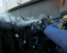 протест мітинг бунт нацкорпус силовики