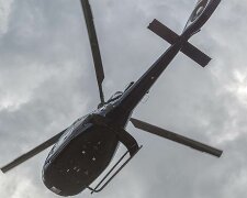 Військові вертольоти з “трунами” над Кремлем, розкрито таємницю вантажу: Президента України так само вивозили