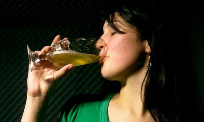 "Прорыв" российской медицины подняли на смех: «В каждый дом – по стакану мочи»