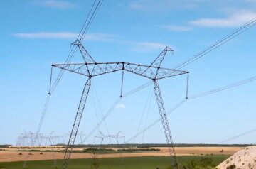 Графики отключения света в Днепропетровской области на 10 апреля