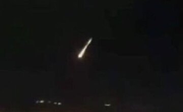 Одесситы заметили в небе метеорит: видео невероятного явления разлетелось по сети