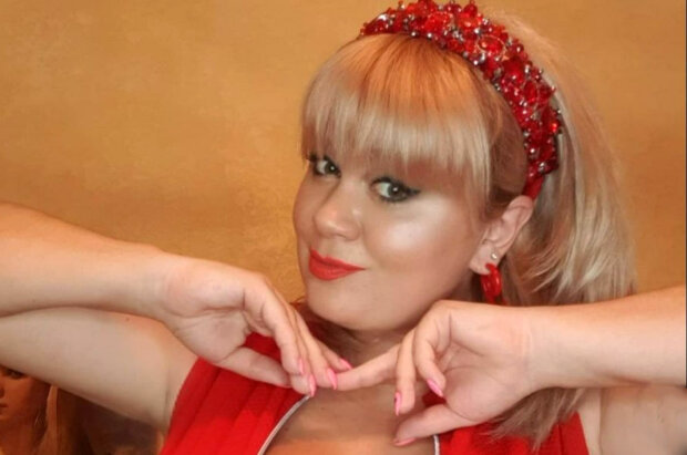 Украинка с 15-м размером заставила краснеть, показав свои прелести крупным планом: