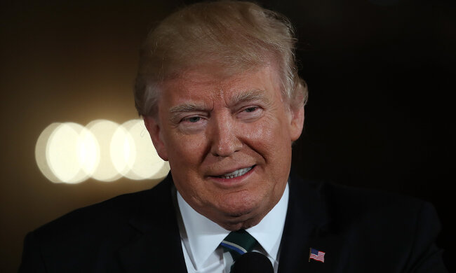 Насильство в семье Трампов: сын принял эстафету от отца (видео)