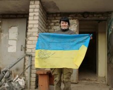 "Витягла з того світу 486 осіб": полтавська акушерка здійснила справжній подвиг на Донбасі