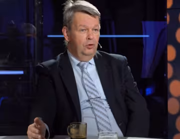 Ми тільки сидимо на кредитах, а власну економіку не розвиваємо, - Стрельніков