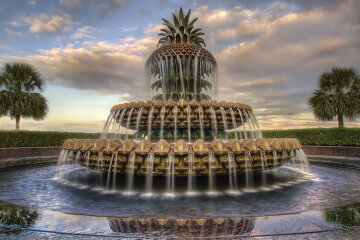 Фонтан-ананас (Pineapple Fountain) в Чарлстоне, Южная Каролина, США.