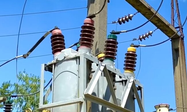  графіків відключення світла у Полтавській області на 6 та 7 серпня.