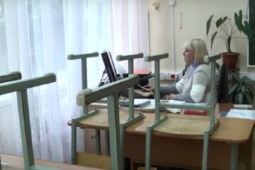Школьников Одесской области не пускают на занятия: названа основная проблема