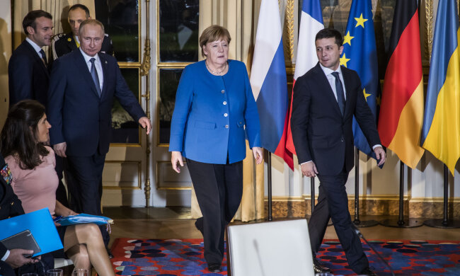 Зеленский, Путин, Меркель в Париже