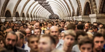Смертельна НП в київському метро: з’їжджаються поліція і швидкі, оголошений траур