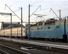 Решение Укрзализныци списывать вагоны по возрасту спровоцирует дефицит подвижного состава и ухудшит качество перевозок, - эксперт