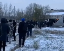 Дніпропетровщину скував транспортний колапс, люди не можуть потрапити на роботу: звідки не виїхати